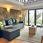 Retiro De - Entire 200 M2 Villa Gondramaz