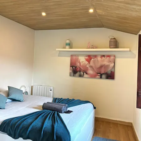 Retiro De - Entire 200 M2 Nature Retreat Gondramaz